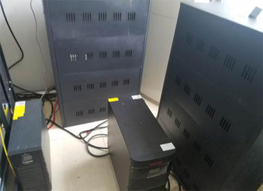 如何計算數據機房UPS電源的容量需求？ 